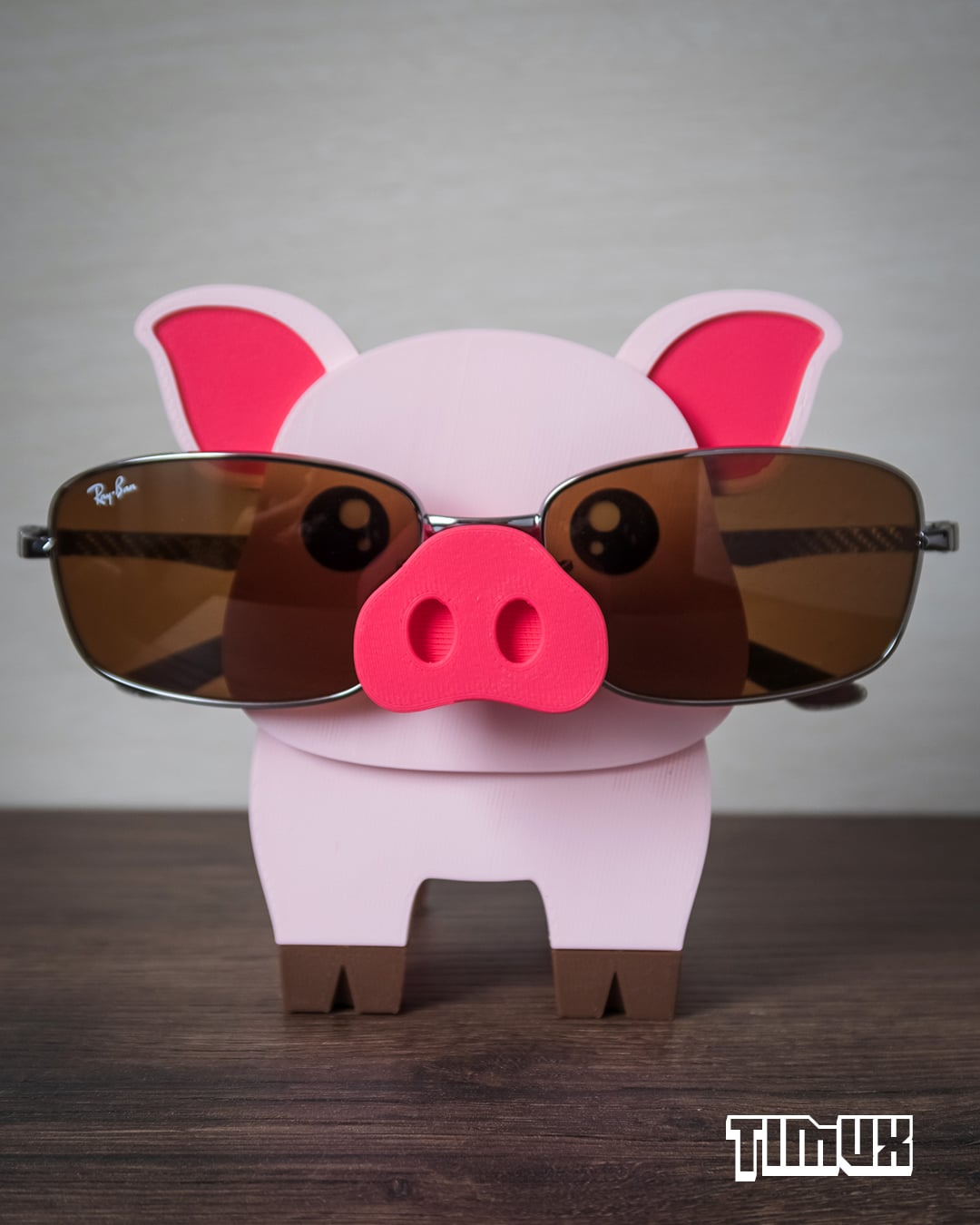 PIGGY GLASSES HOLDER 3d model