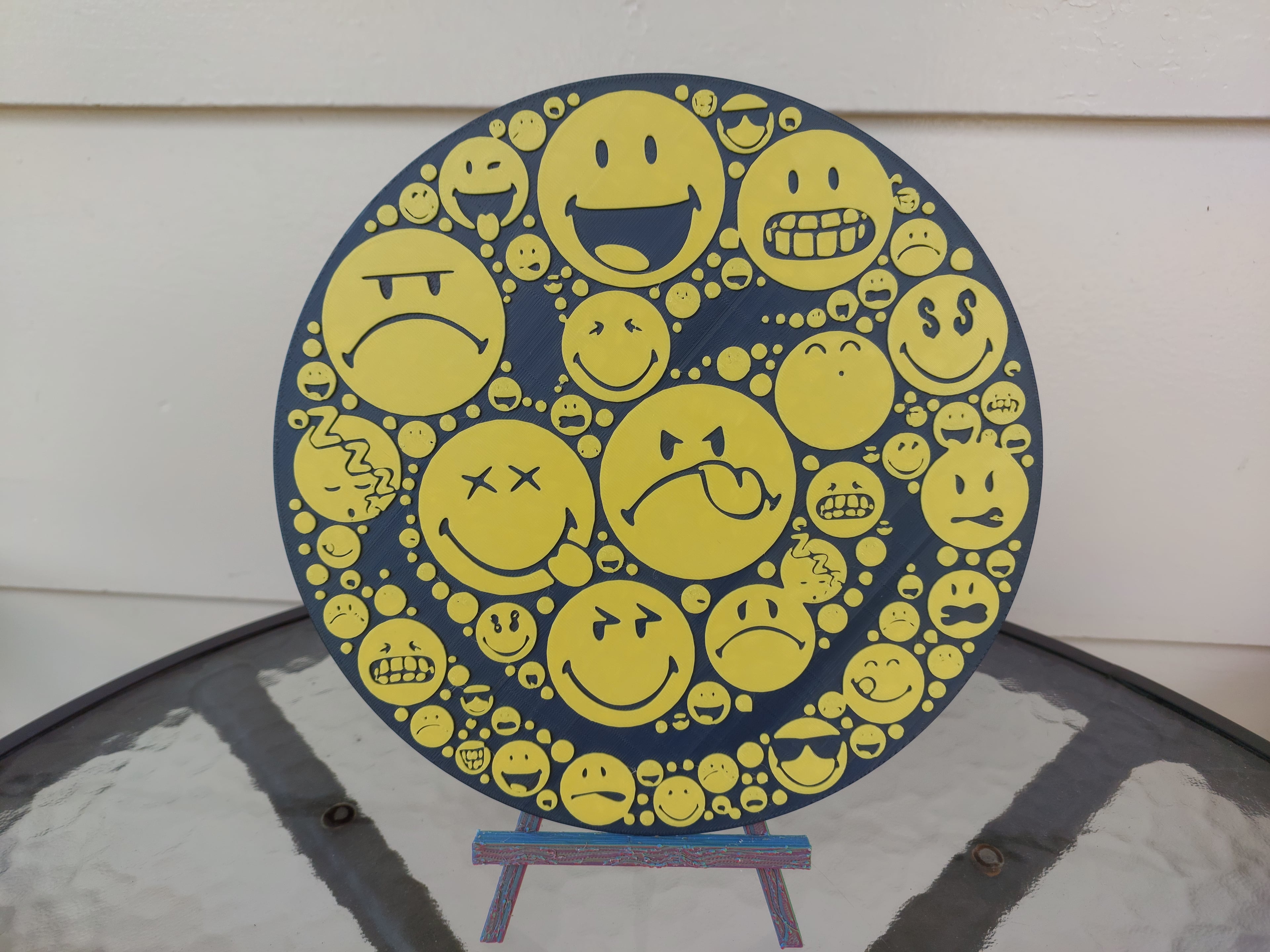 Emoji Smiley Face wall art 3d model