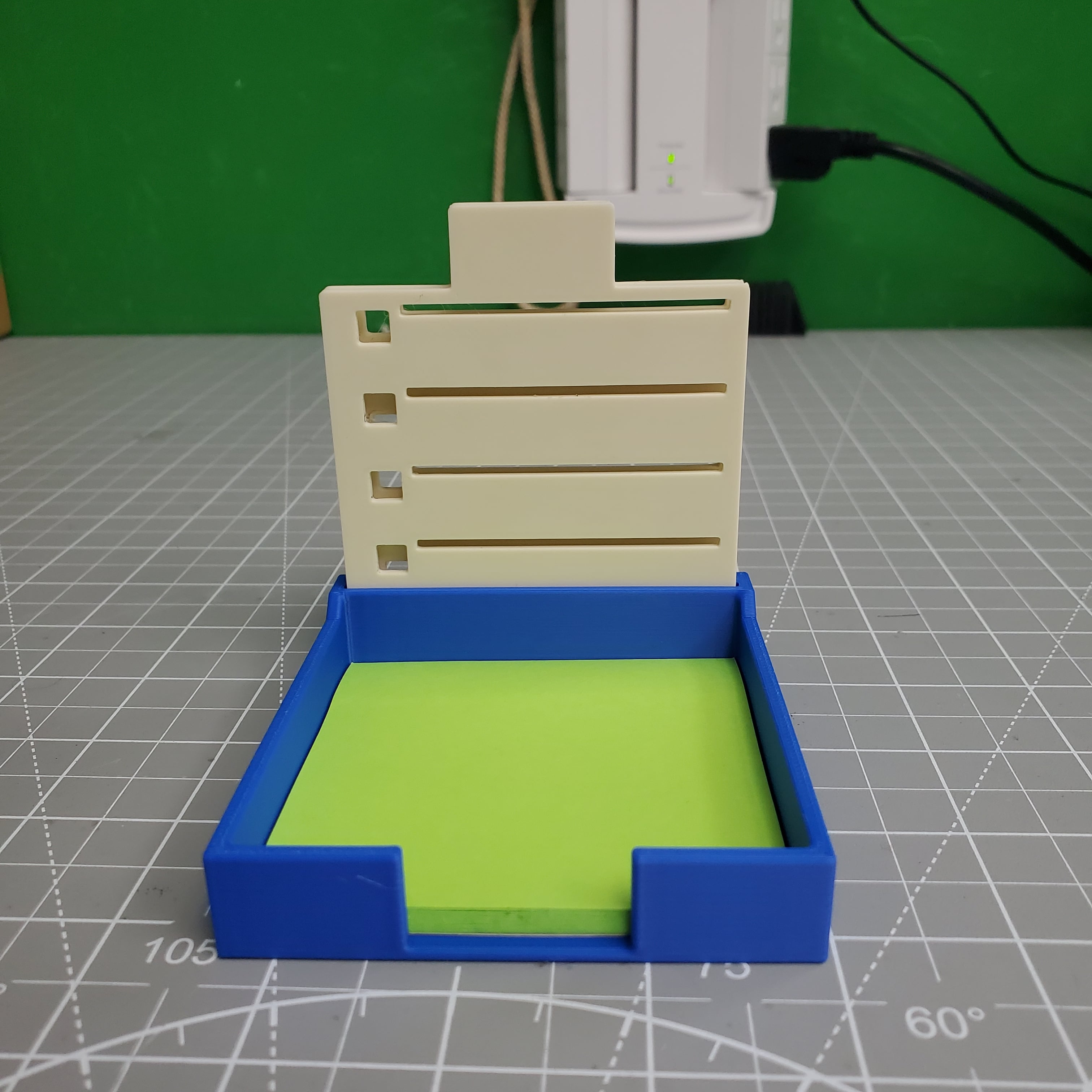 Sticky Note To-Do List Maker | 3D Printable Desk Organizer 3d model