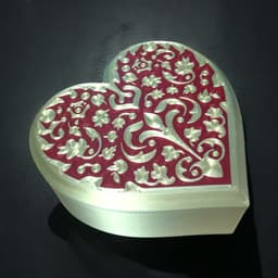 Decorative Heart Box with Lid 3d model