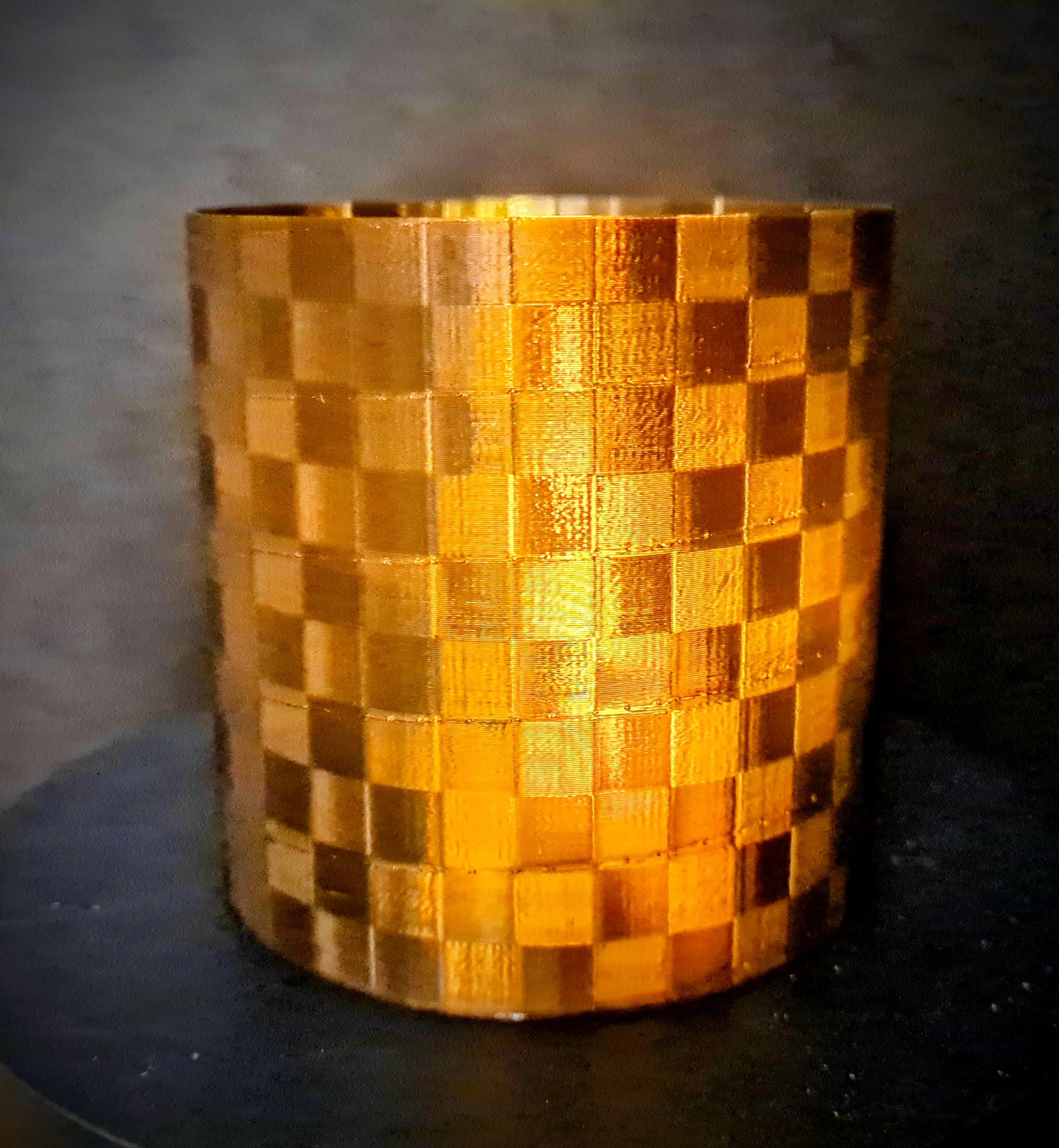 Checkerboard Pattern Tealight Holder or Vase 3d model