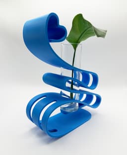 Heart Vase 3d model