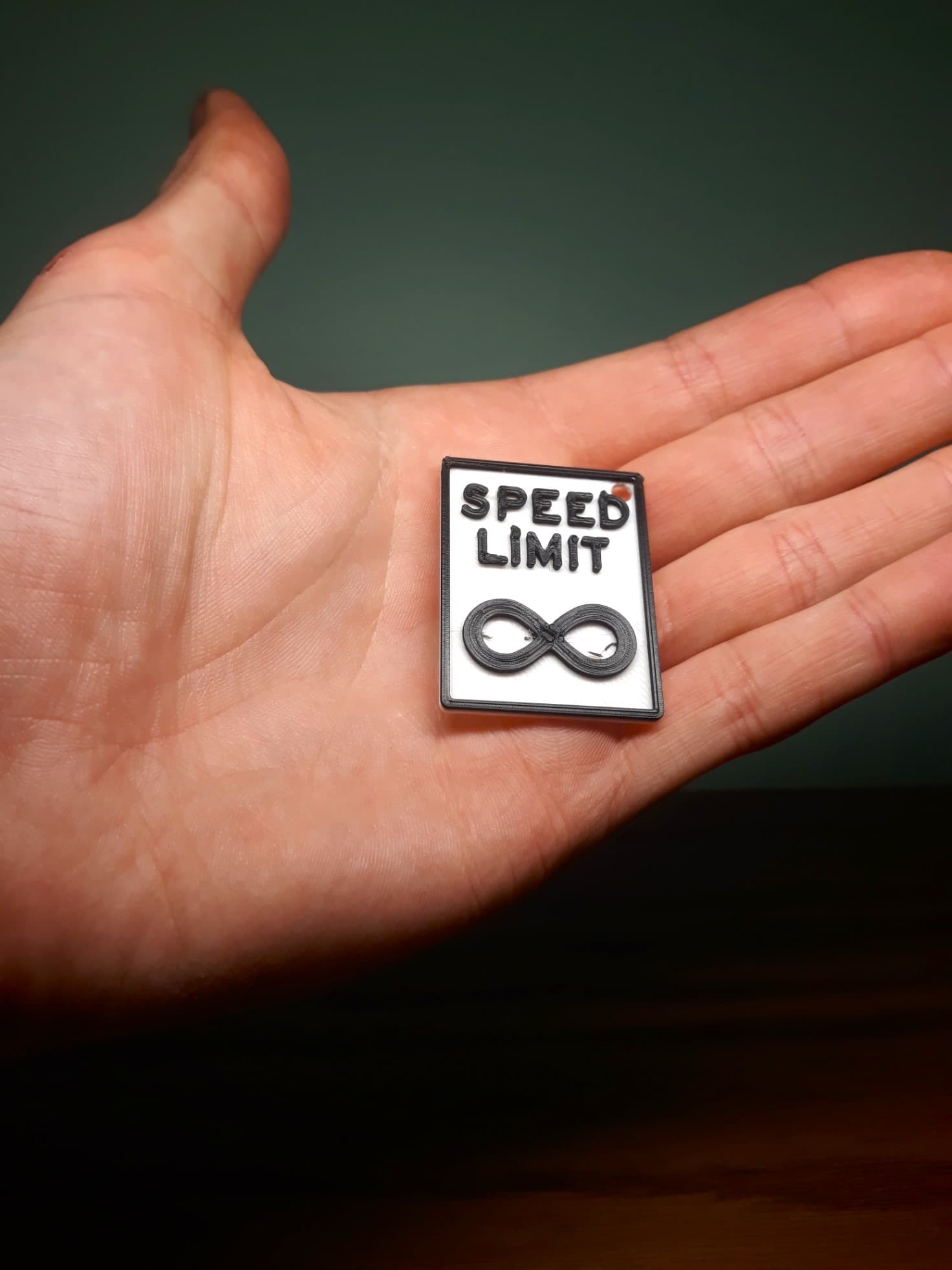 Speed limit infinity keychain 3d model