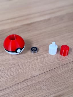 Pokeball Fidget Spinner (Bearing Required) 3d model