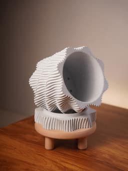 Swirl Planter 3d model