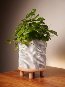 Swirl Planter 3d model