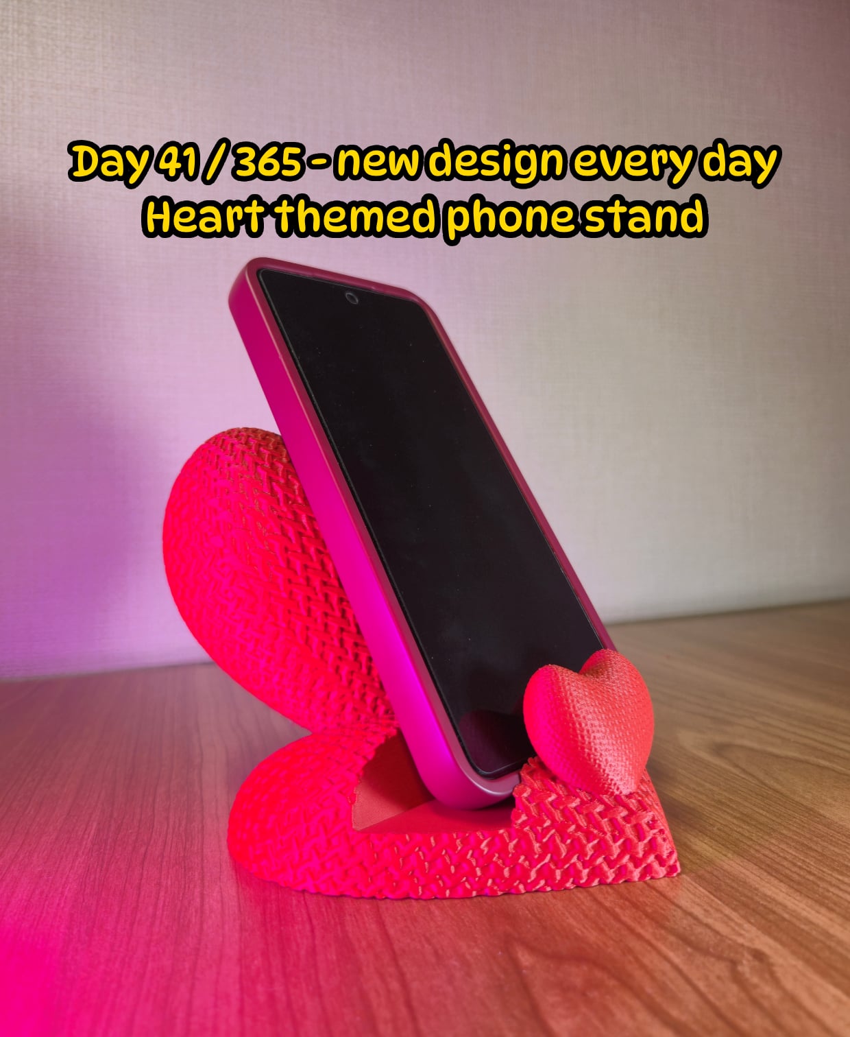 Heart Phone Stand – Stacked Heart Desk Holder 3d model