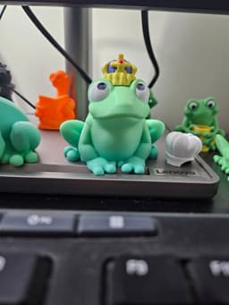 Desk Buddy Frog - magnet custom hats 3d model