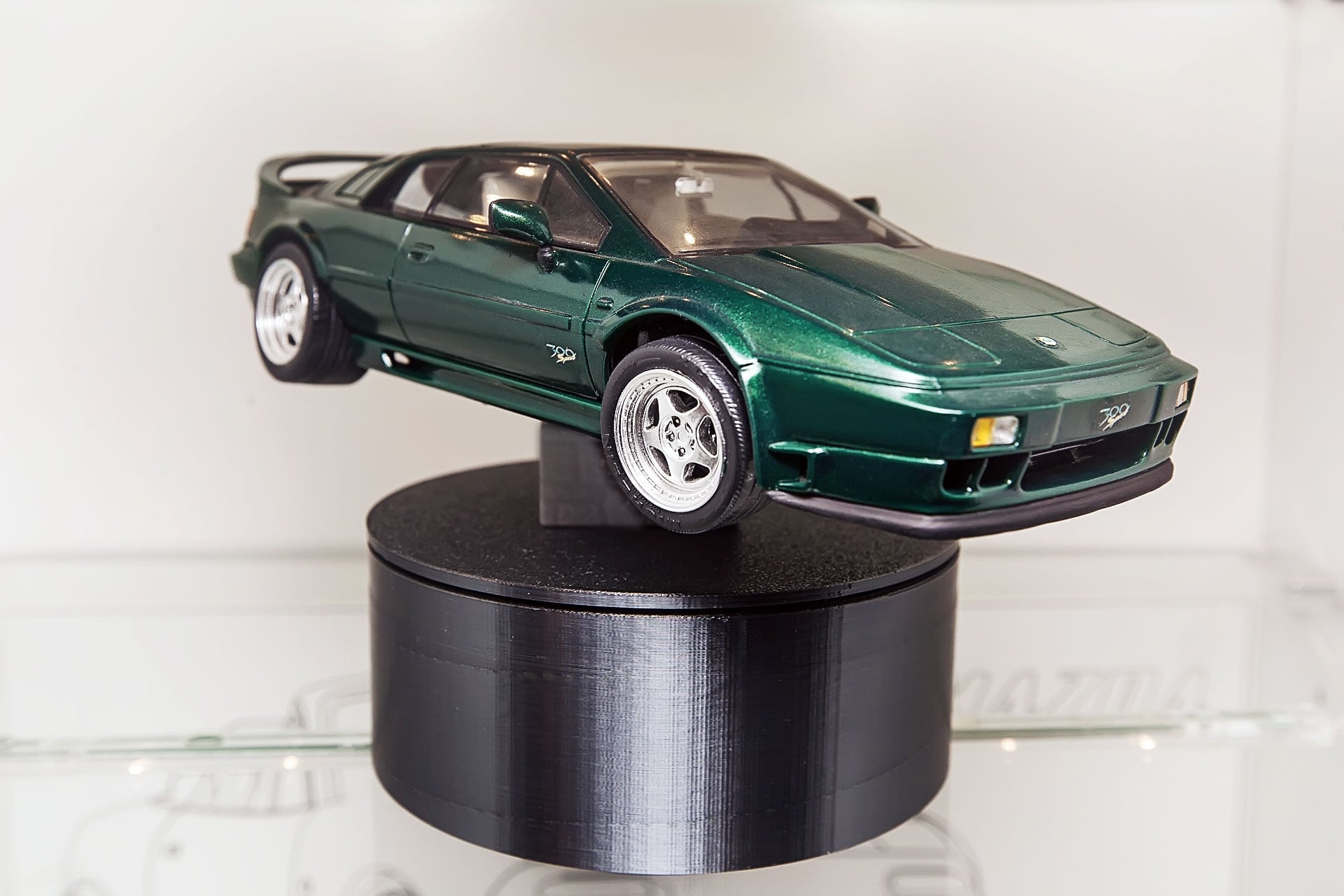 DIY - Motorized Rotating Turntable Stand, 3d Printed 3d model