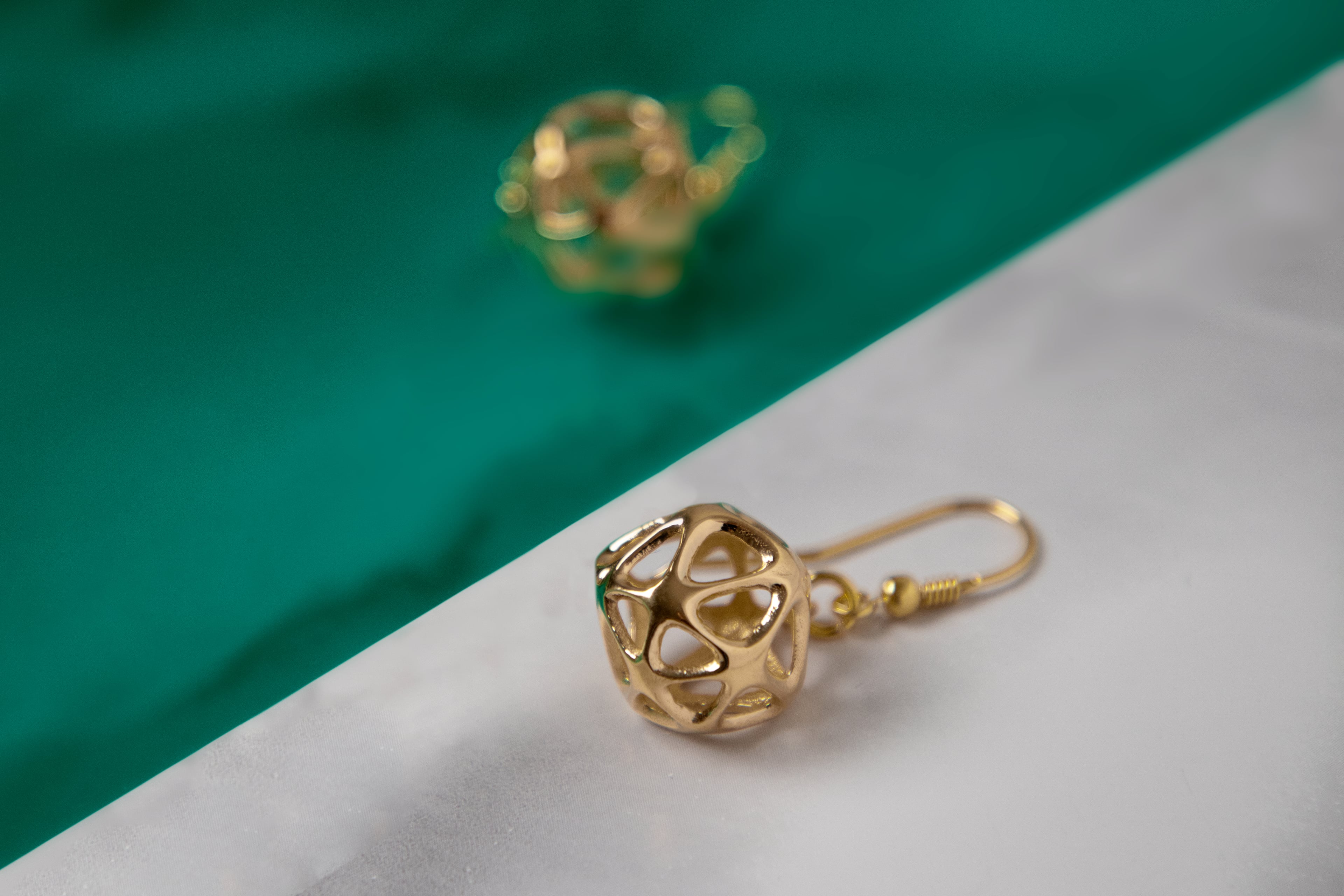 Cellulated Earrings 3d model