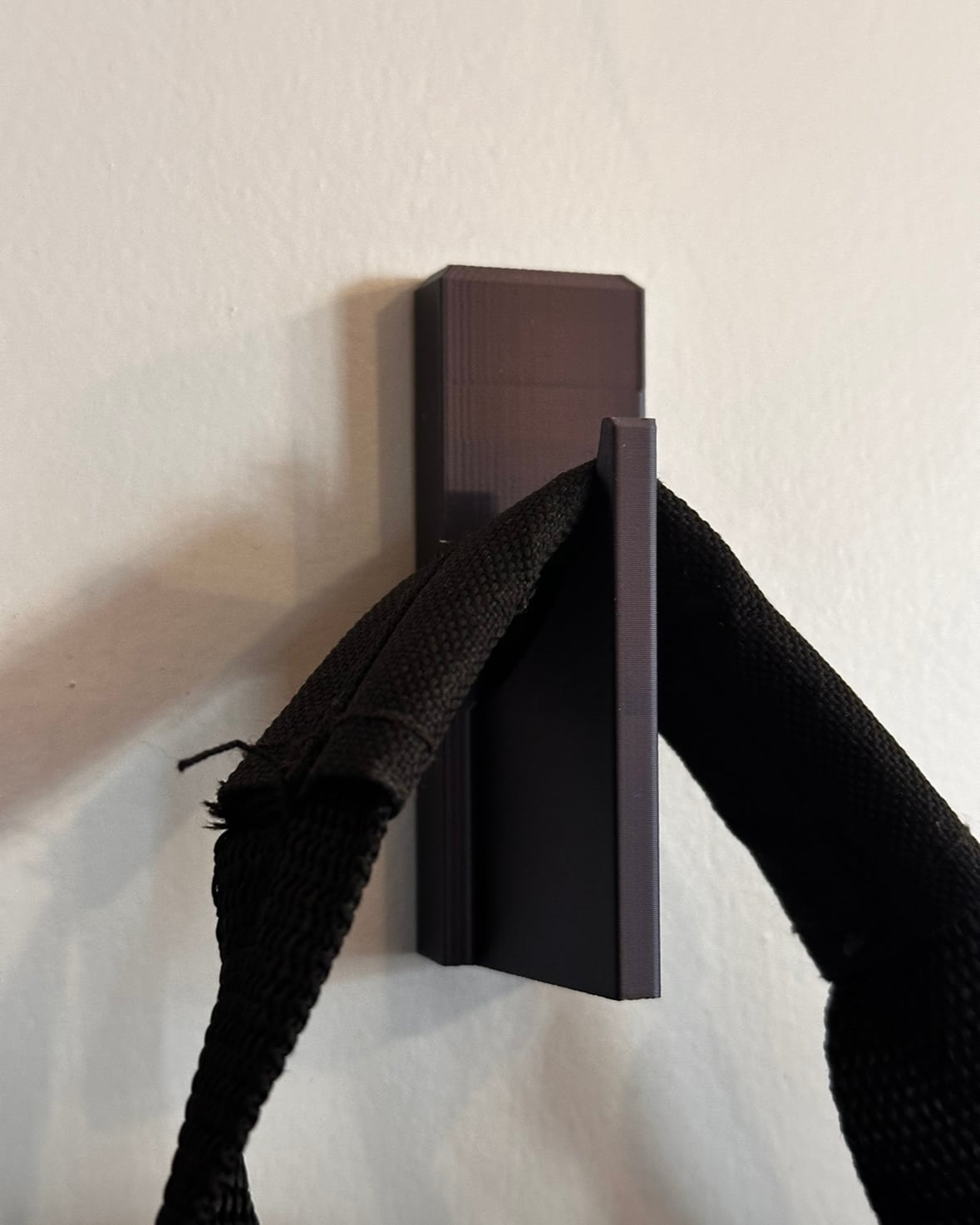 Renter friendly Hanger / Hook 3d model