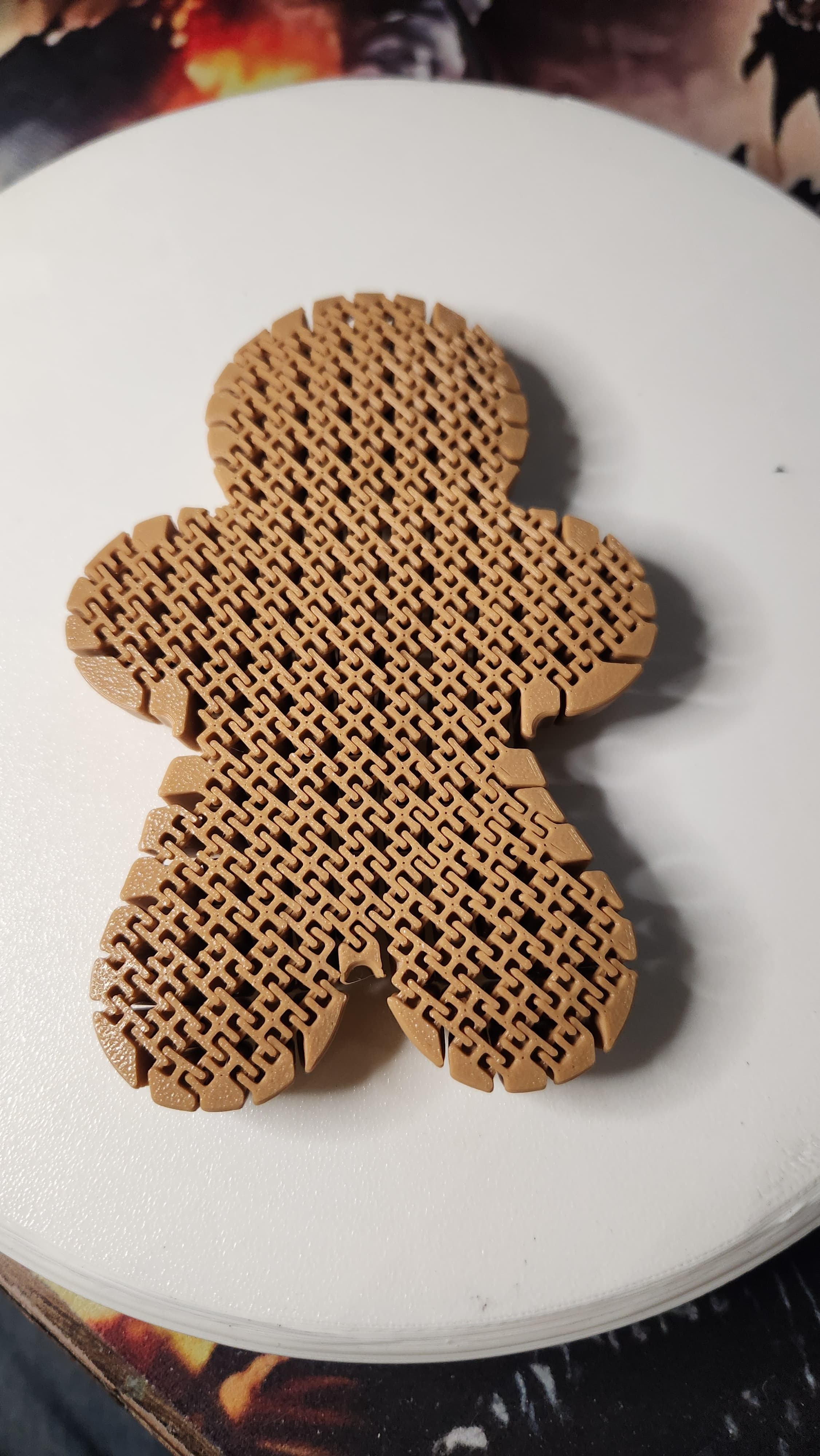 Printed all variations of the large Gingerbread People ... Also I am printing 130 of the ornament styles as gifts for every apartment in my complex ... I added a text modifier to the back of each print to show the year and location because there is a lot of soldiers in my complex from Ft. Huachuca and it will make a great keepsake of their time here.