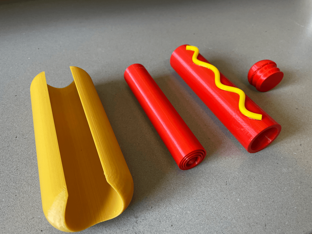 Collapsing Hot Dog Sword - Fidget Collapsible Sword Print-In-Place 3d model