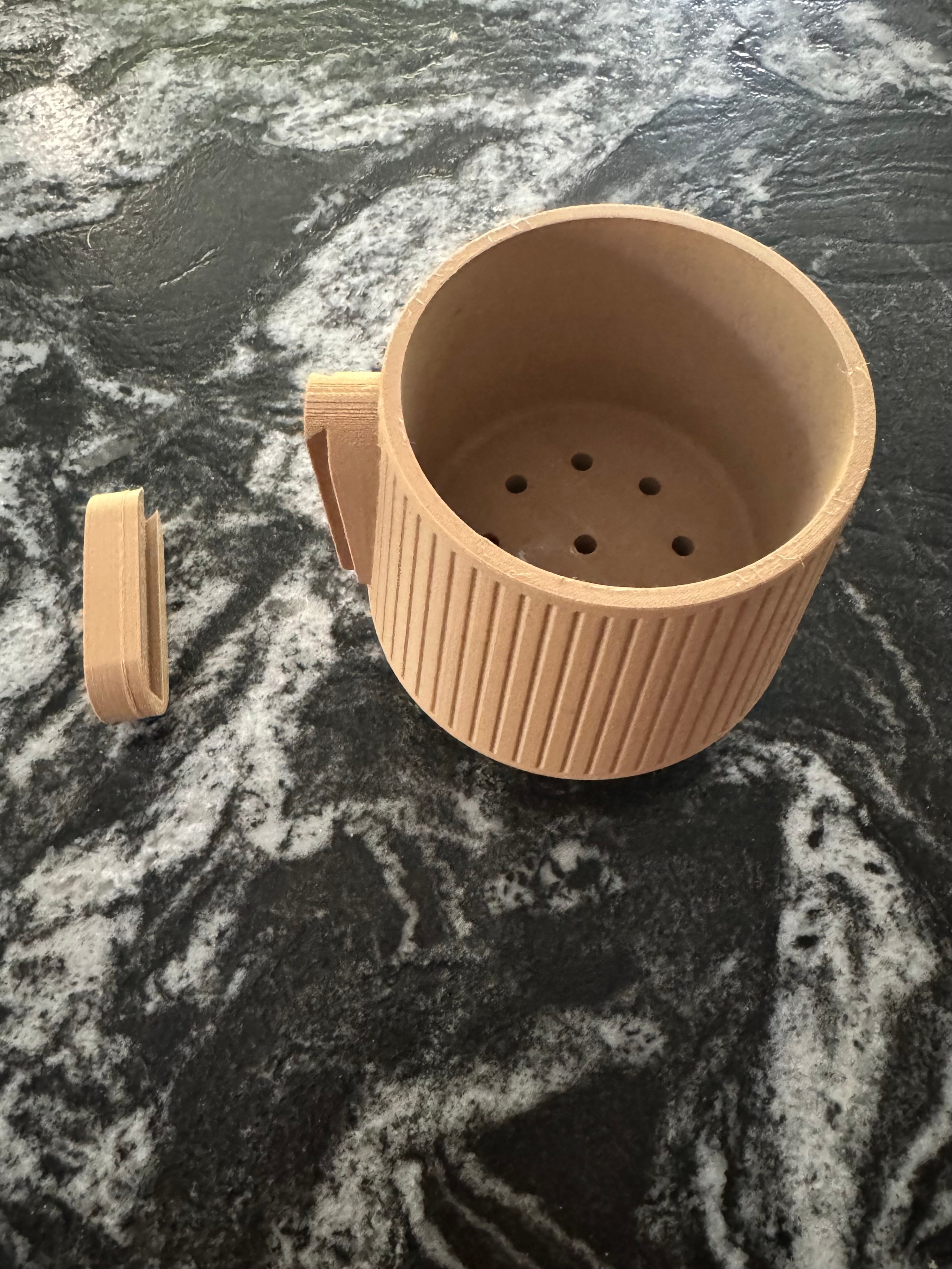 Love these wall planters, can't wait to hang! These turn out so great with Protopast wood filaments as well!
