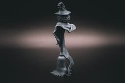 Bristlegrim - Lorelings (Pre Supported) 3d model