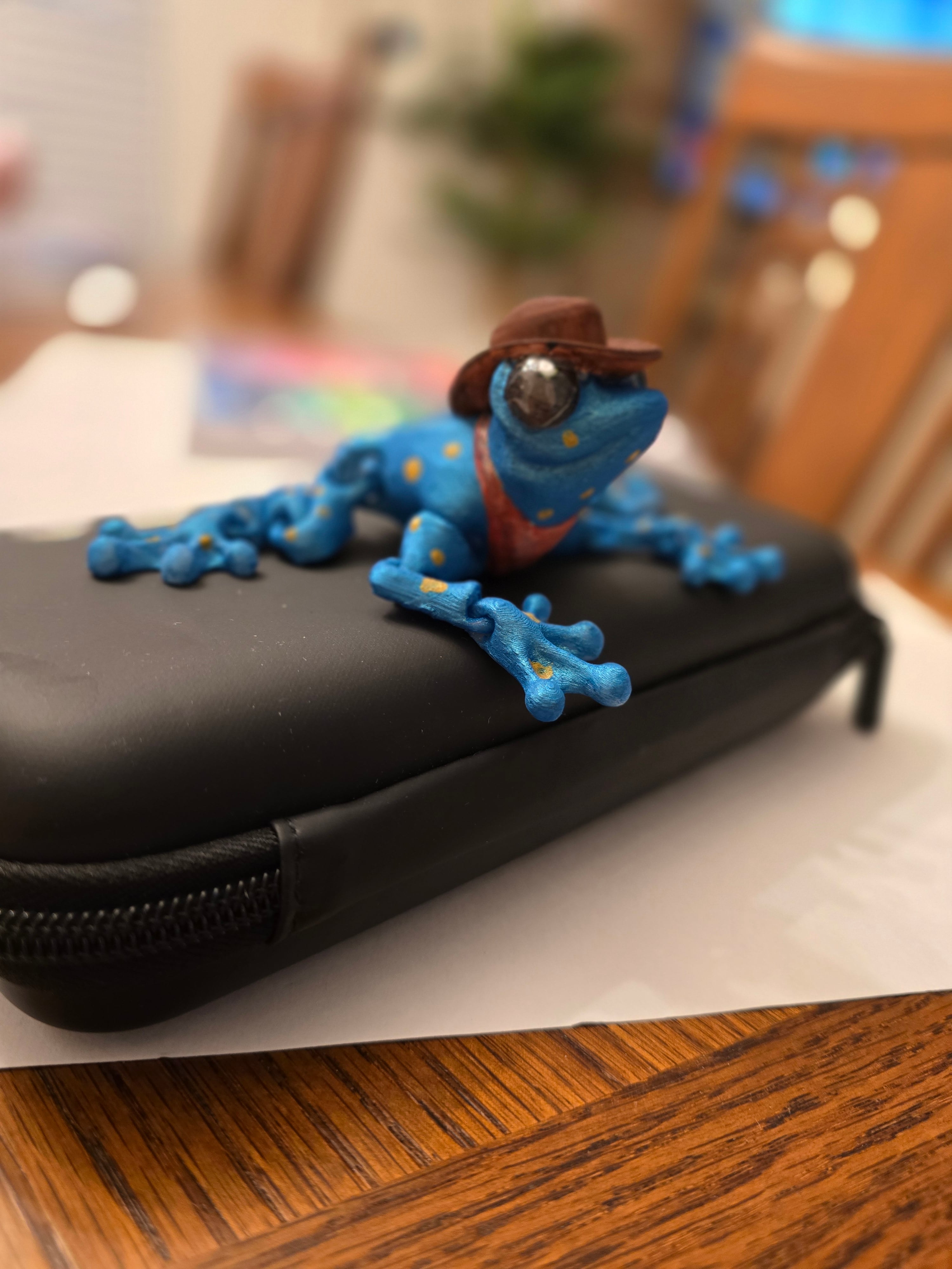 Printed as recommended by the designer! No issued minus a slight layer off on the bottom of one of the legs. Printed in glow-in-the-dark fillament but then my son wanted me to paint it; which I did with basic acrylics! Love this little cowboy guy! Great design!