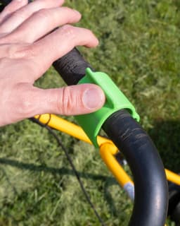 Lawnmower Bail Lever Grip Clip 3d model