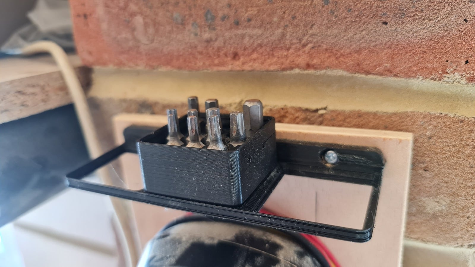 Gridfinity 3x1 Base Wall Mount Reduced Filament.stl 3d model