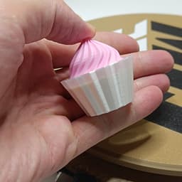 Cupcake Clicker Fidget Toy 3d model