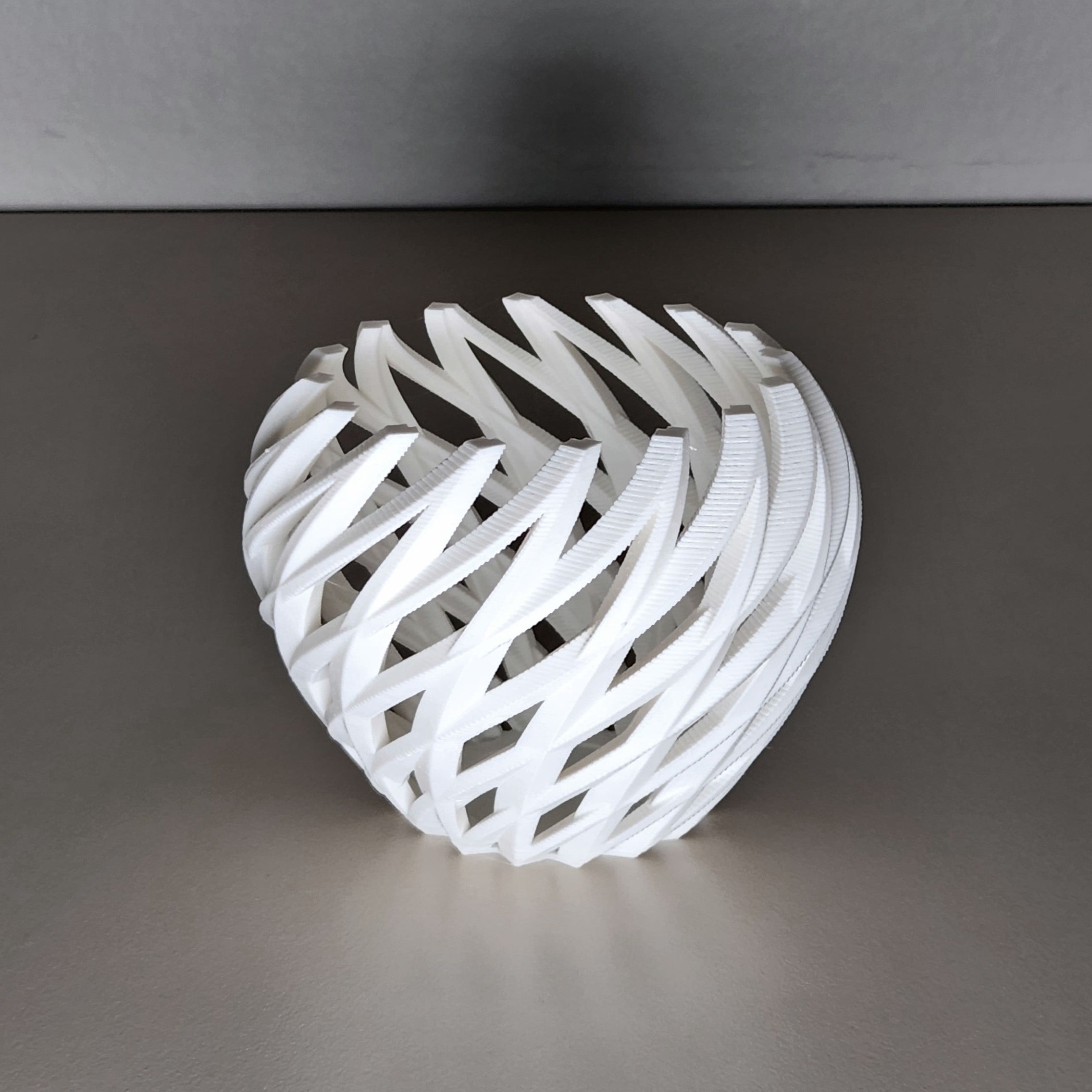 Twisty Bowl 3d model