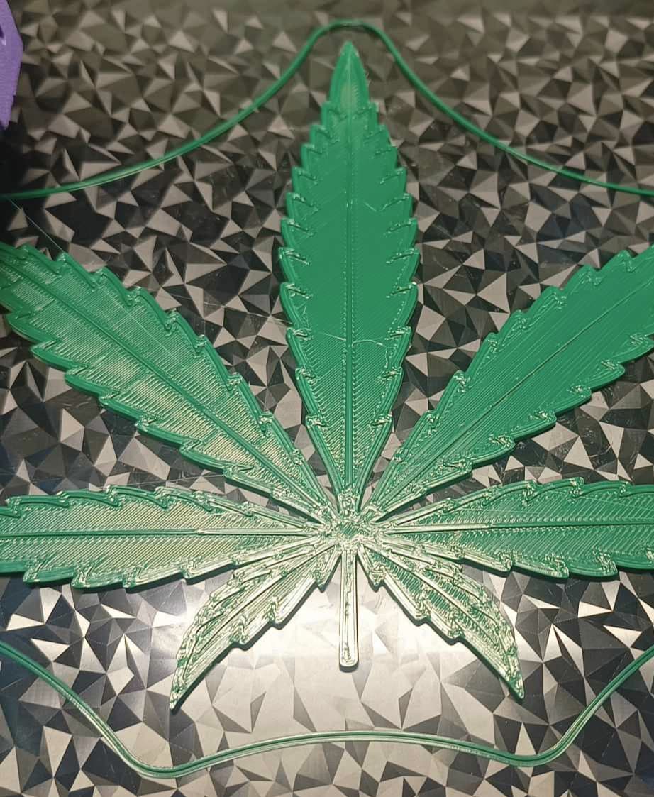 Weed Leaf Wall Art - Pine Green PLA - 3d model