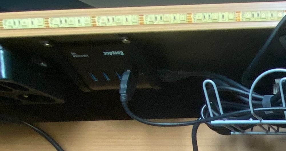 EasyAcc USB Hub mount 3d model
