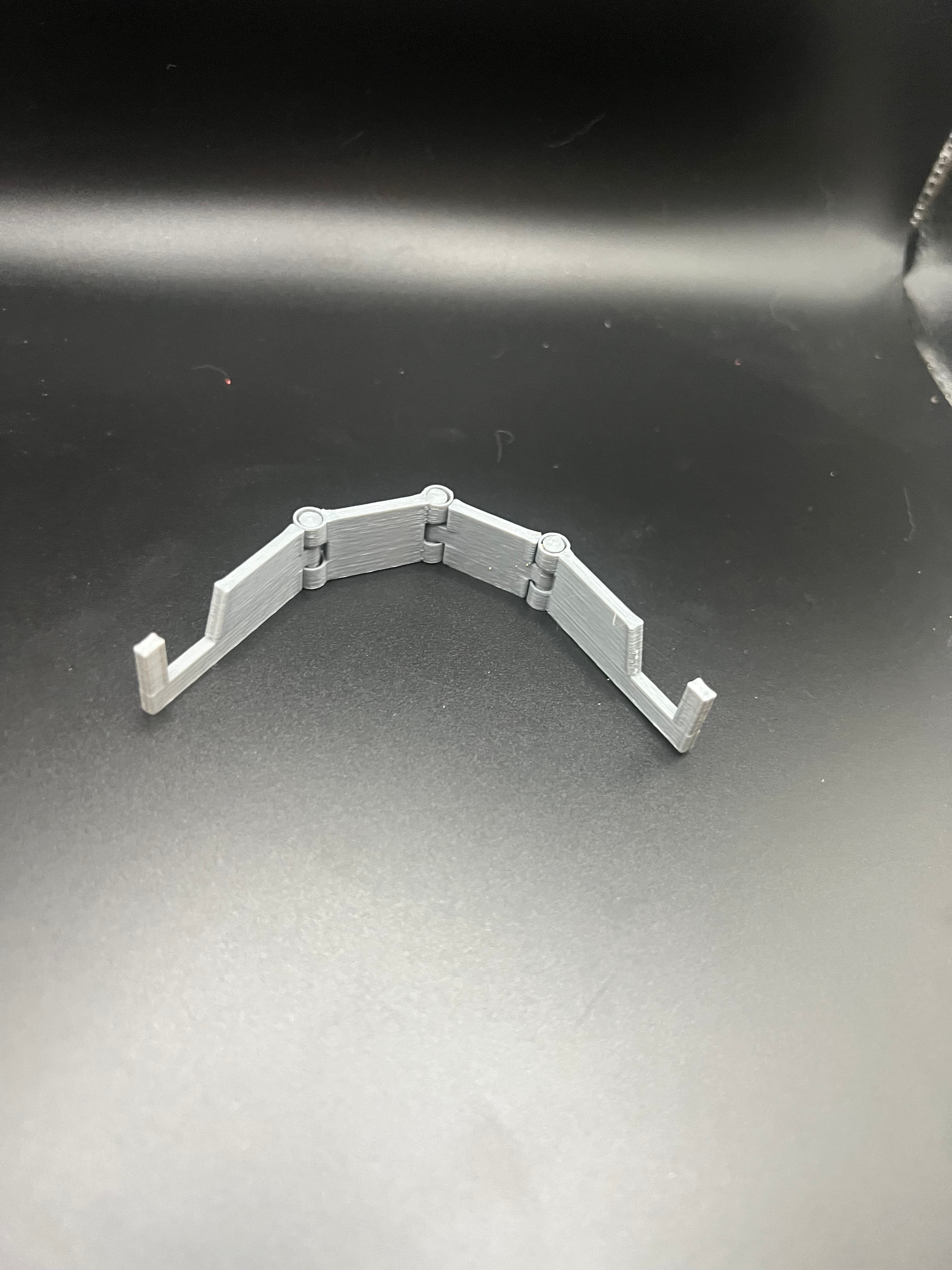 foldable phone stand v1.stl 3d model