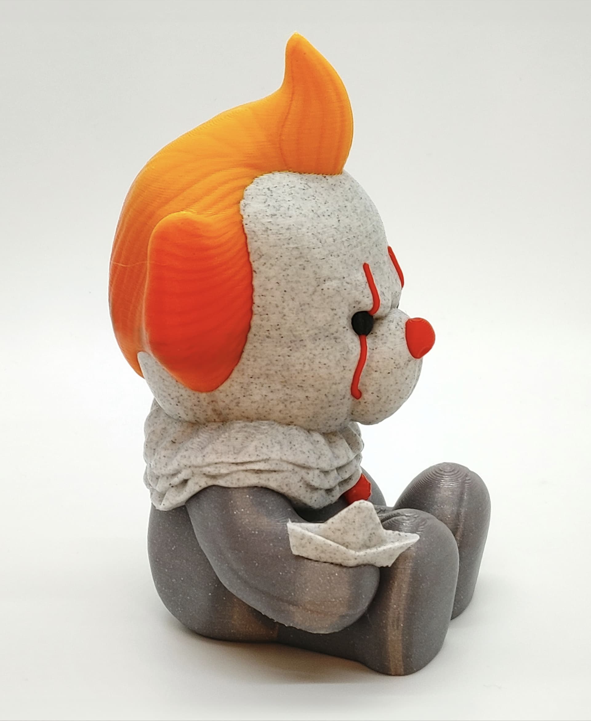 Another wonderfully creepy Halloween model by @Bugman140 !! Printed on the @Prusa3D MK3S+ with MMU3 in:
Prusament Galaxy Silver
Prusament Marble Gray
Prusament Galaxy Black
SliceWorx3D Fall Foliage Orange
Matter Hackers Build Series Red