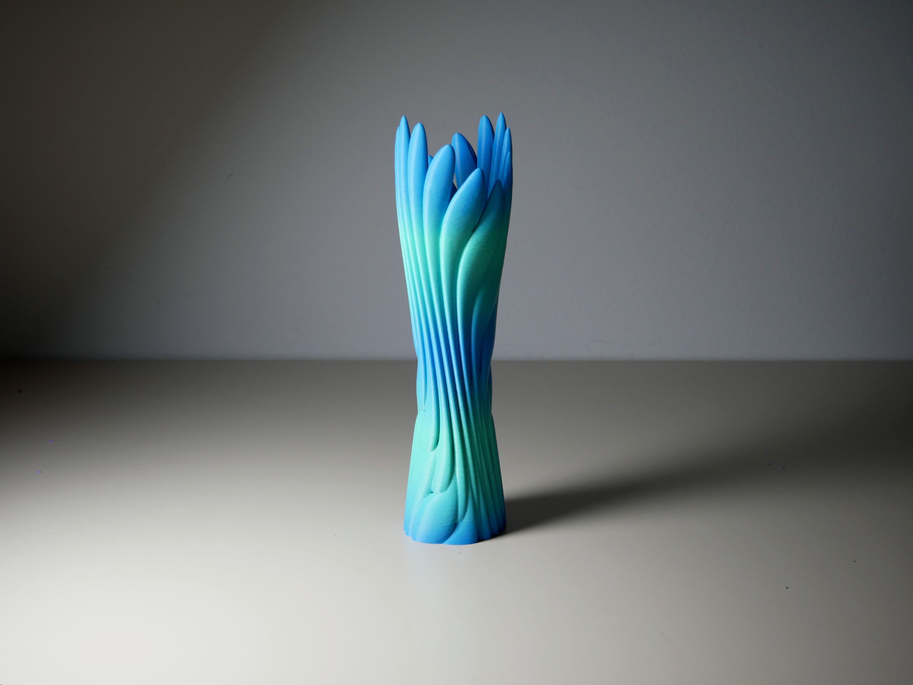 Zephyr Vase 3d model