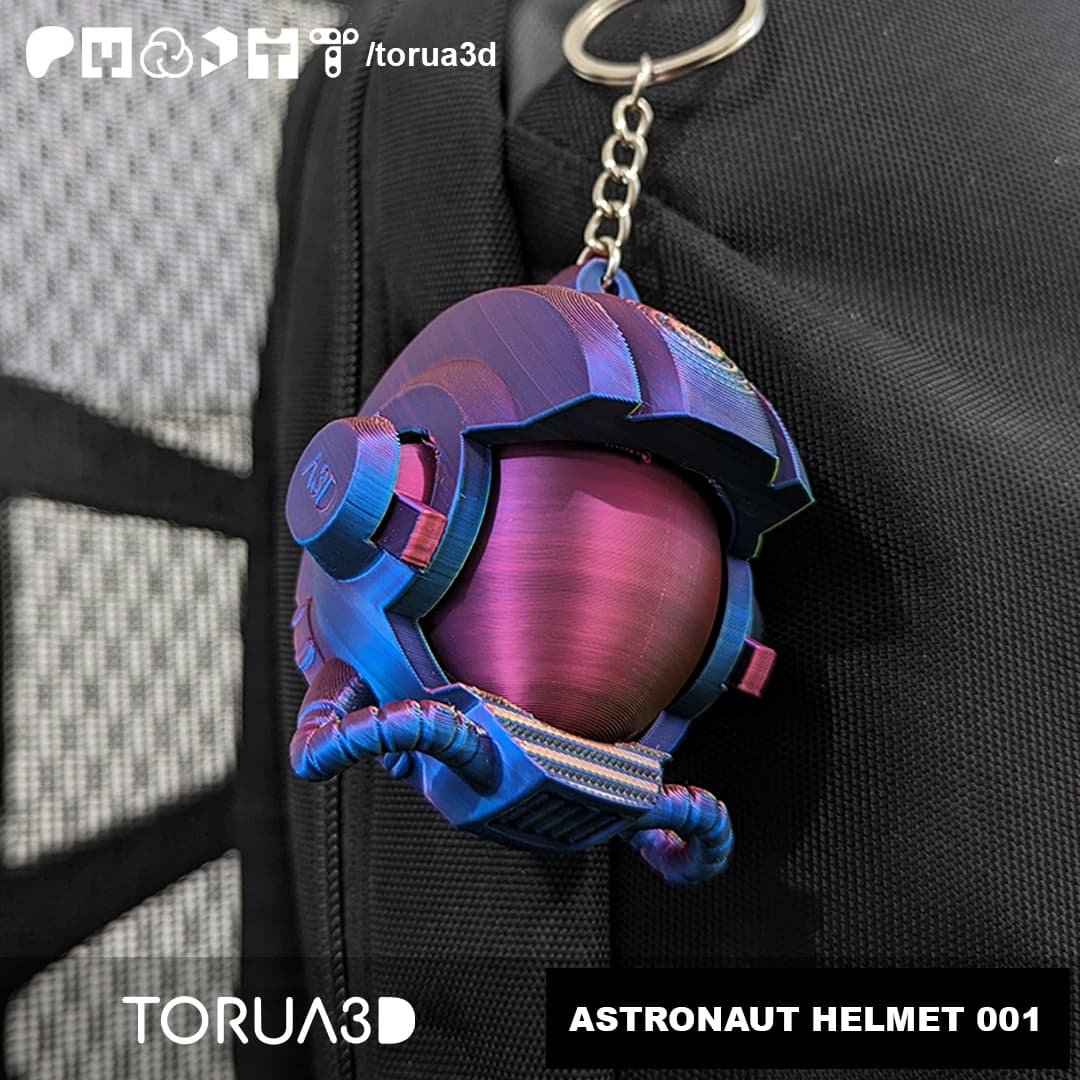Astronaut Helmet Keychain 001 - Print in place 3d model