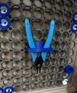 Snips Bracket for Multiboard 3d model
