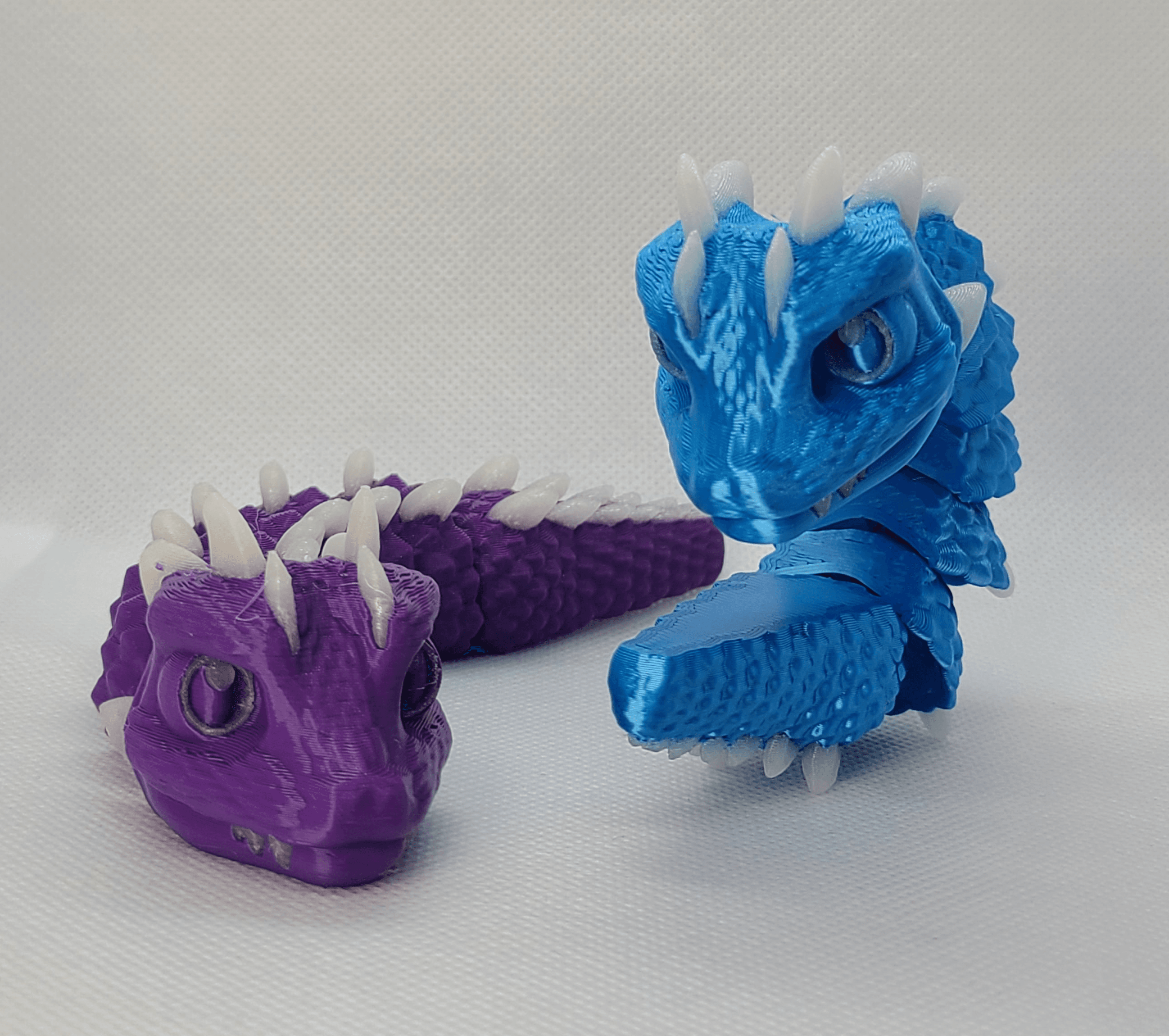 Baby Basilisk (Short) Pre-Painted Bambu 3MF - Articulated Snap-Flex Fidget 3d model
