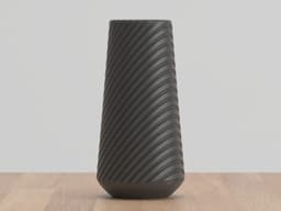 Tall Wavy Vase 3d model