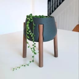Natural Elegance Pot Stand 3d model