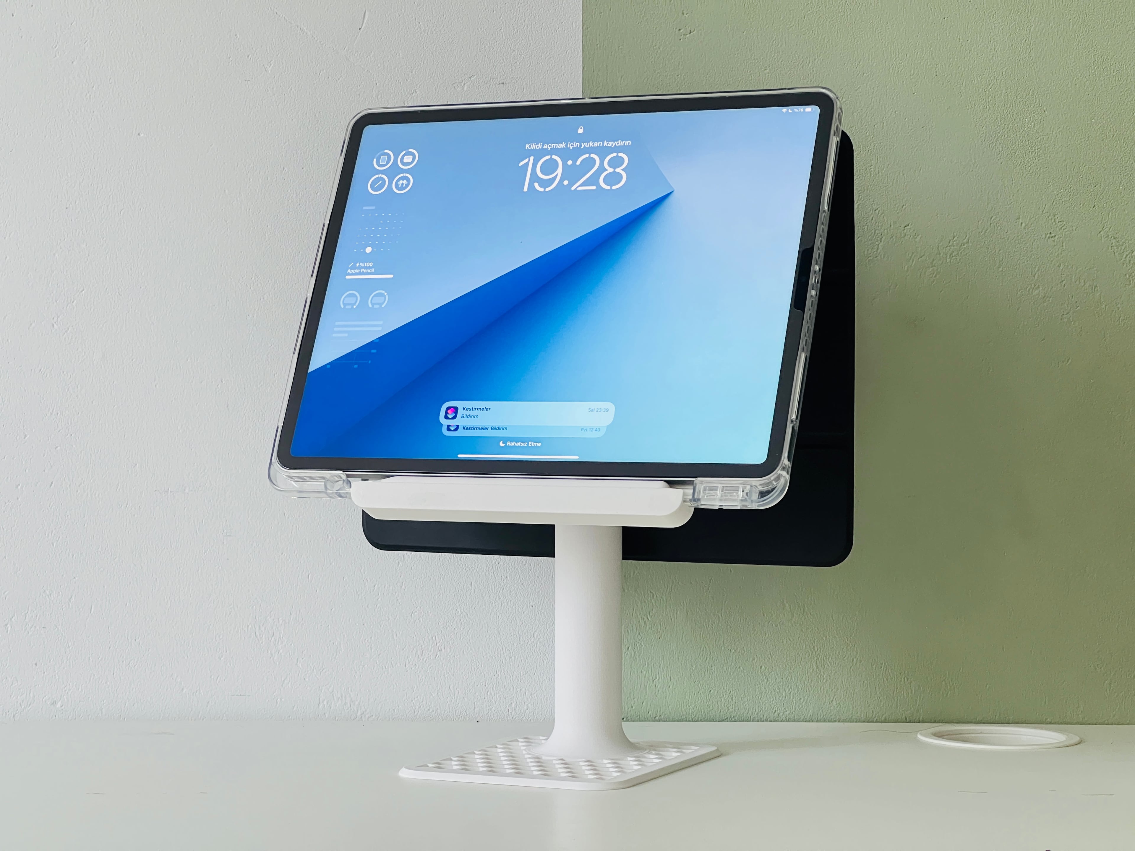 Stand for iPad & Tablets 3d model