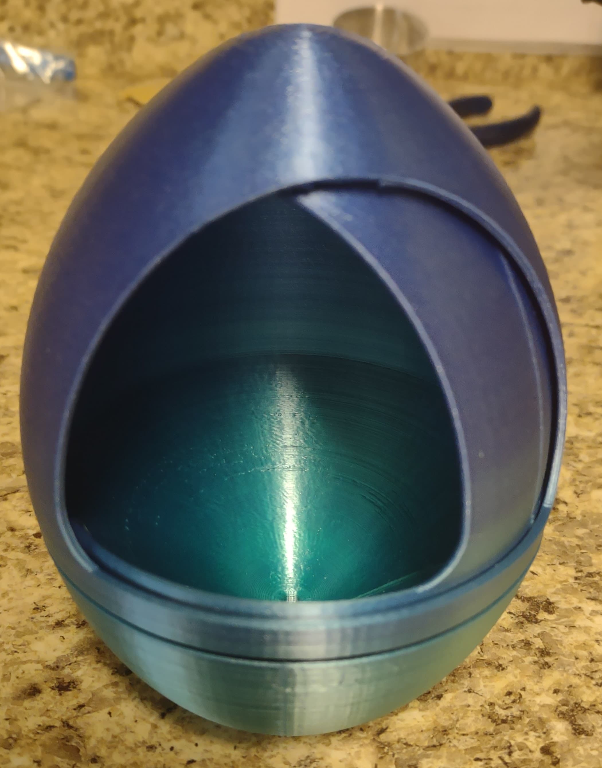 Love how this thing opens.
