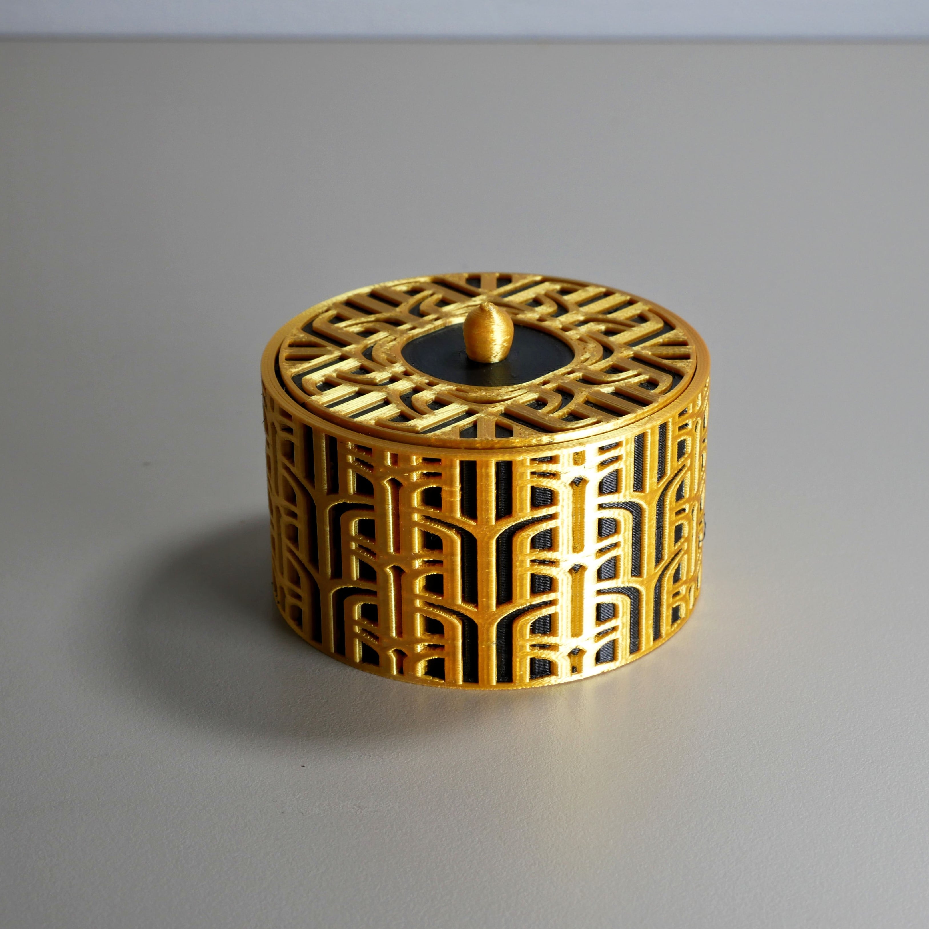 Small Ornate Box - two colour version 3d model
