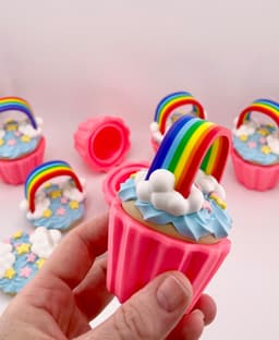 Cupcake Container -Rainbow 3d model