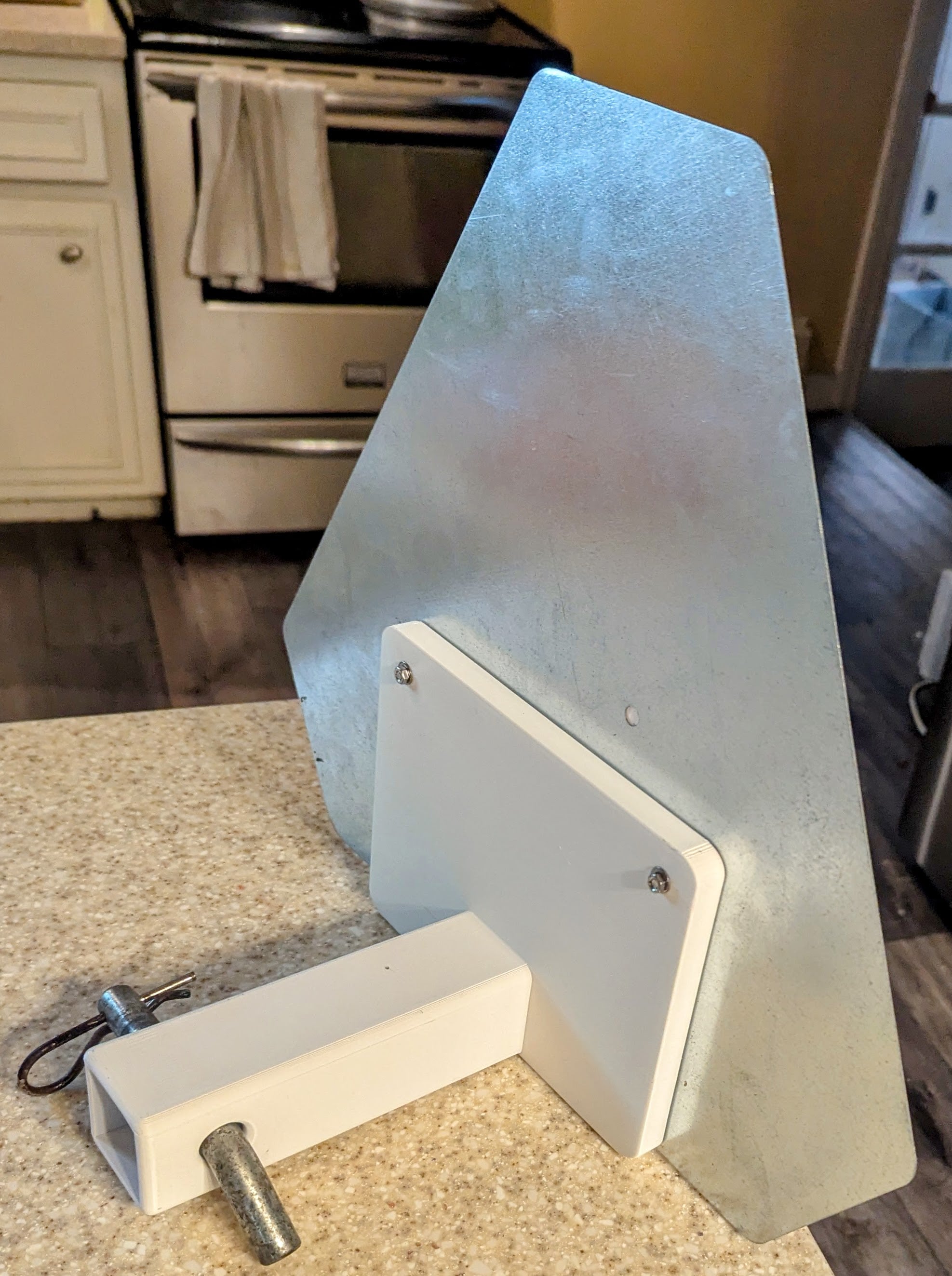 hitch_triangle_mount.stl 3d model