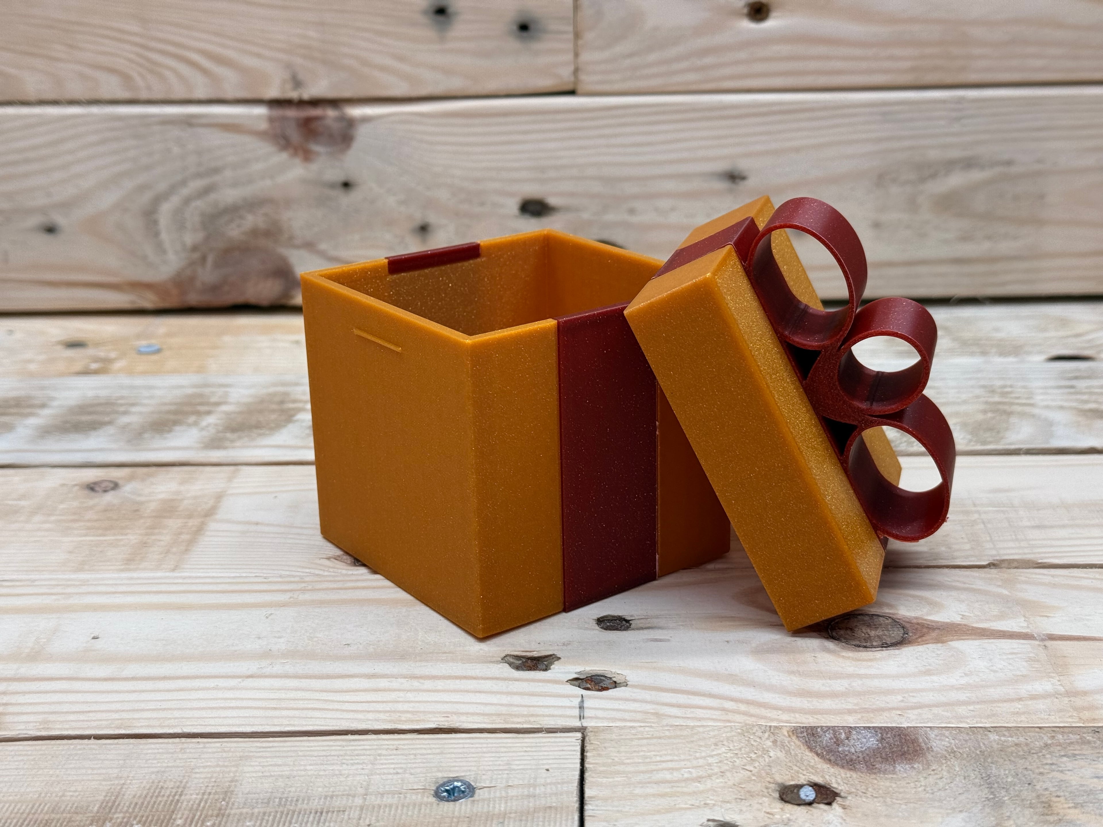 Medium Gift Box 3d model