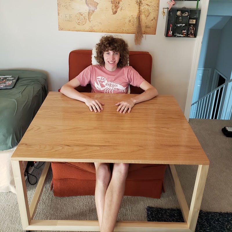 Desk 3d model
