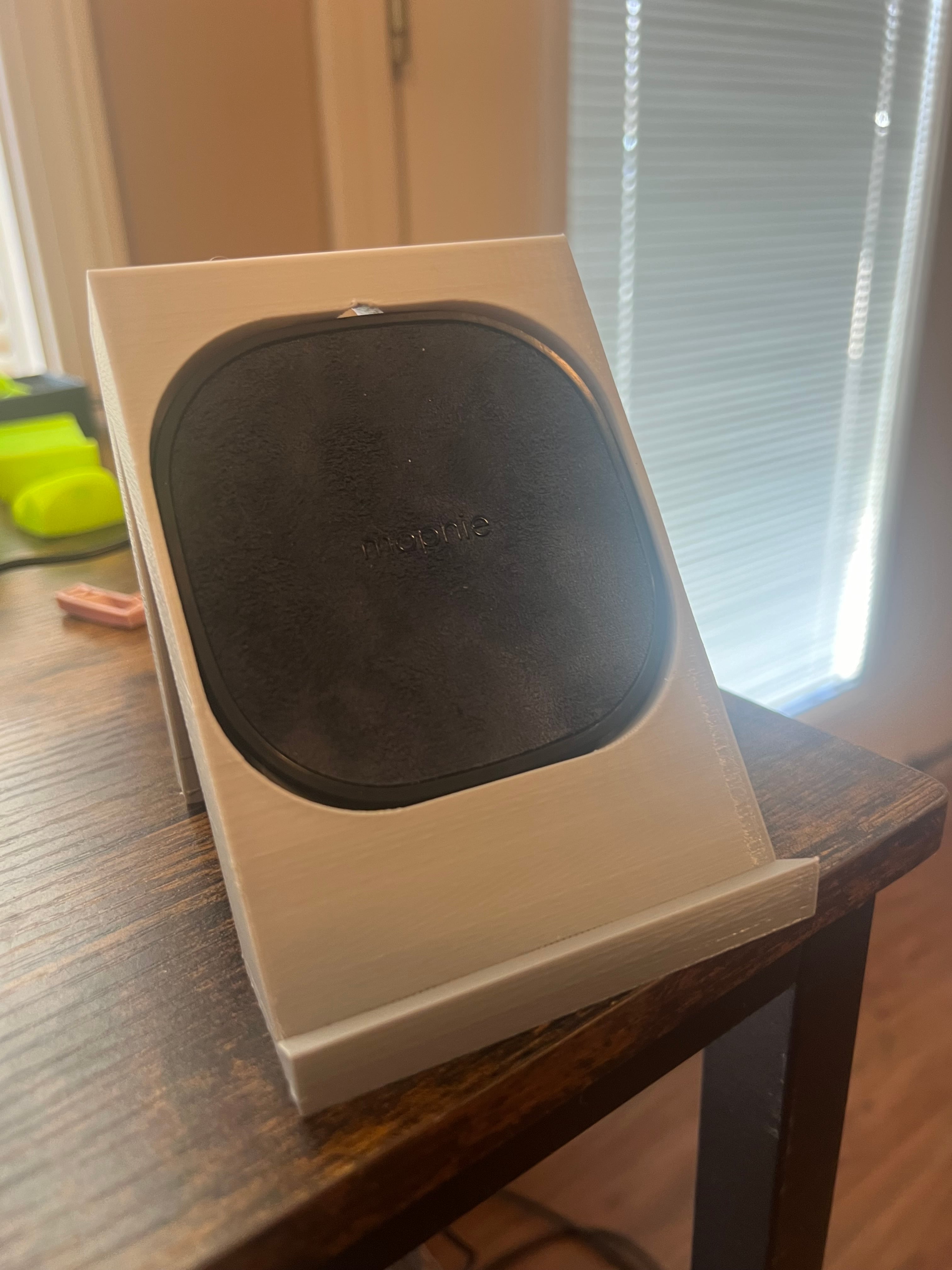 mophie stand 3d model