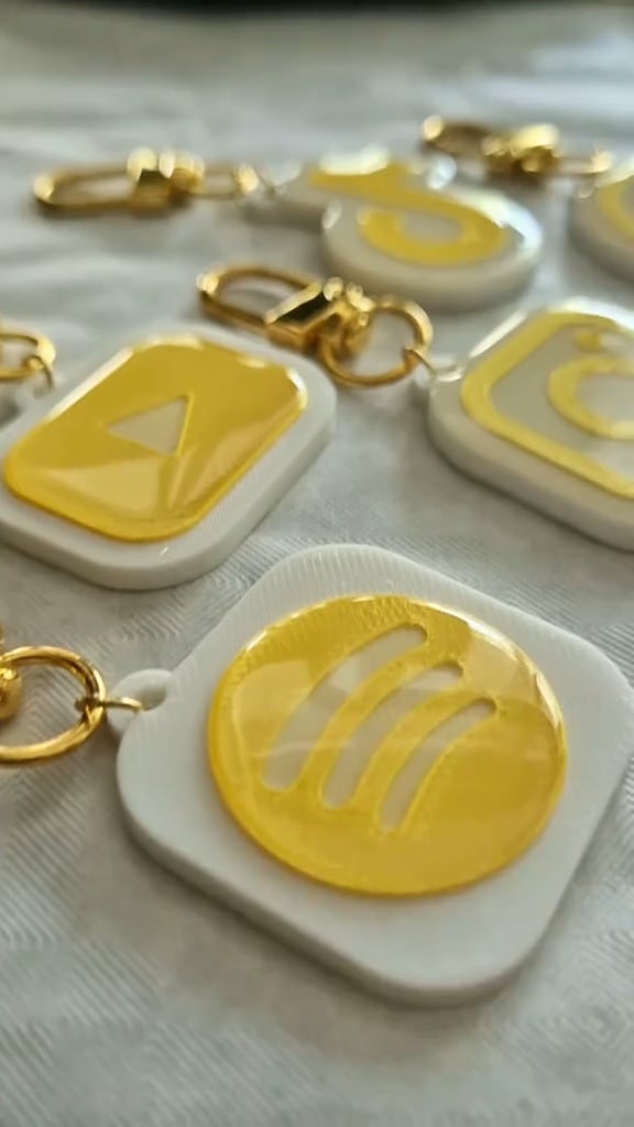 Llaveros NFC Redes Sociales / Keychain NFC Social Media 3d model