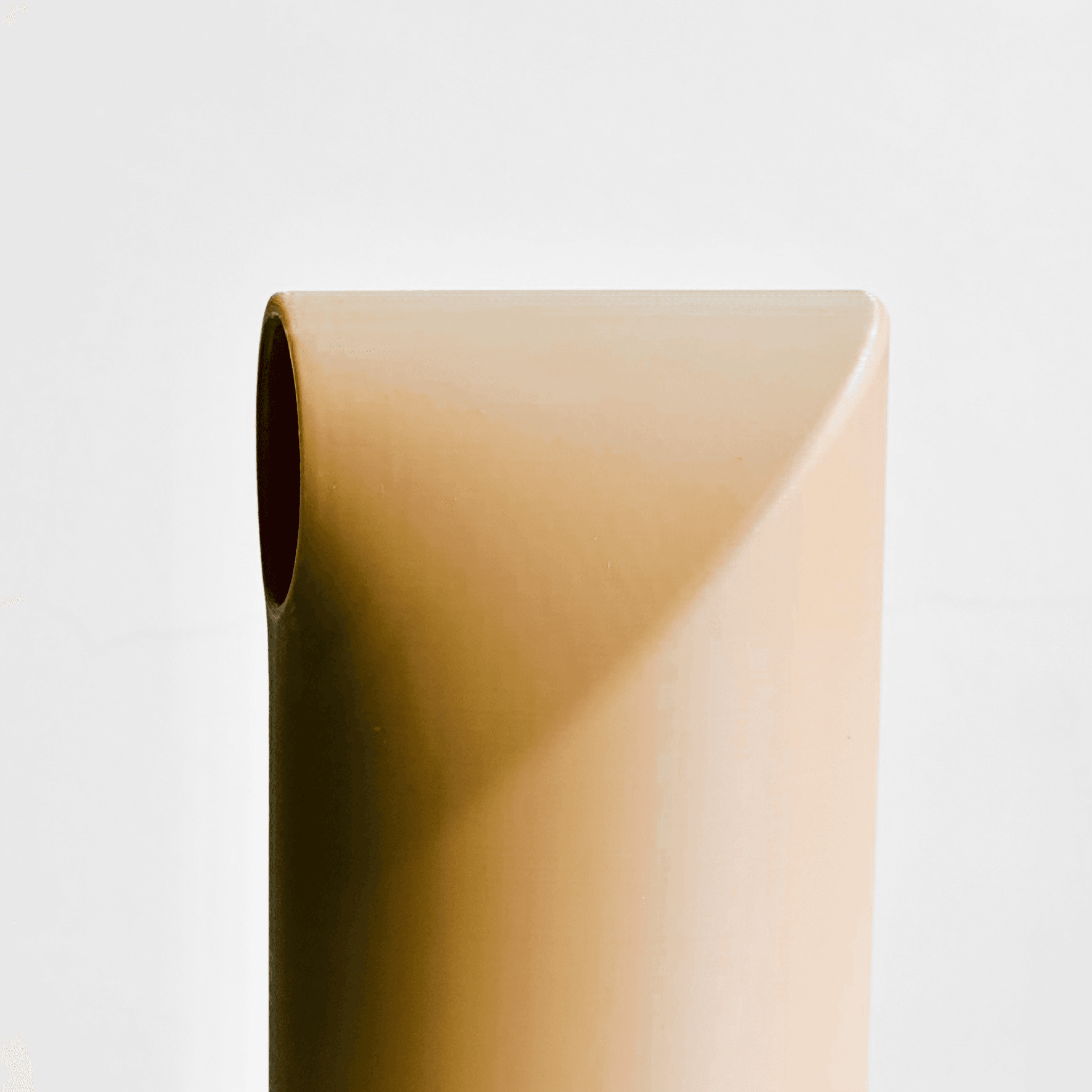 3-O Vase_Side_Opening_Vase.stl 3d model