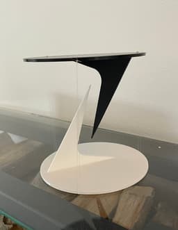 Frei schwebendes Podest 3d model