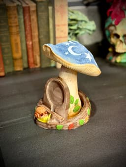 Whimsigoth mushroom phone stand 3d model