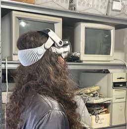 Apple Vision Pro to BoboVR Rails (M2/M3) 3d model