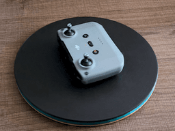 Rotary turntable for scanning 3d model