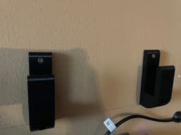 Thin profile laptop wall mount 3d model