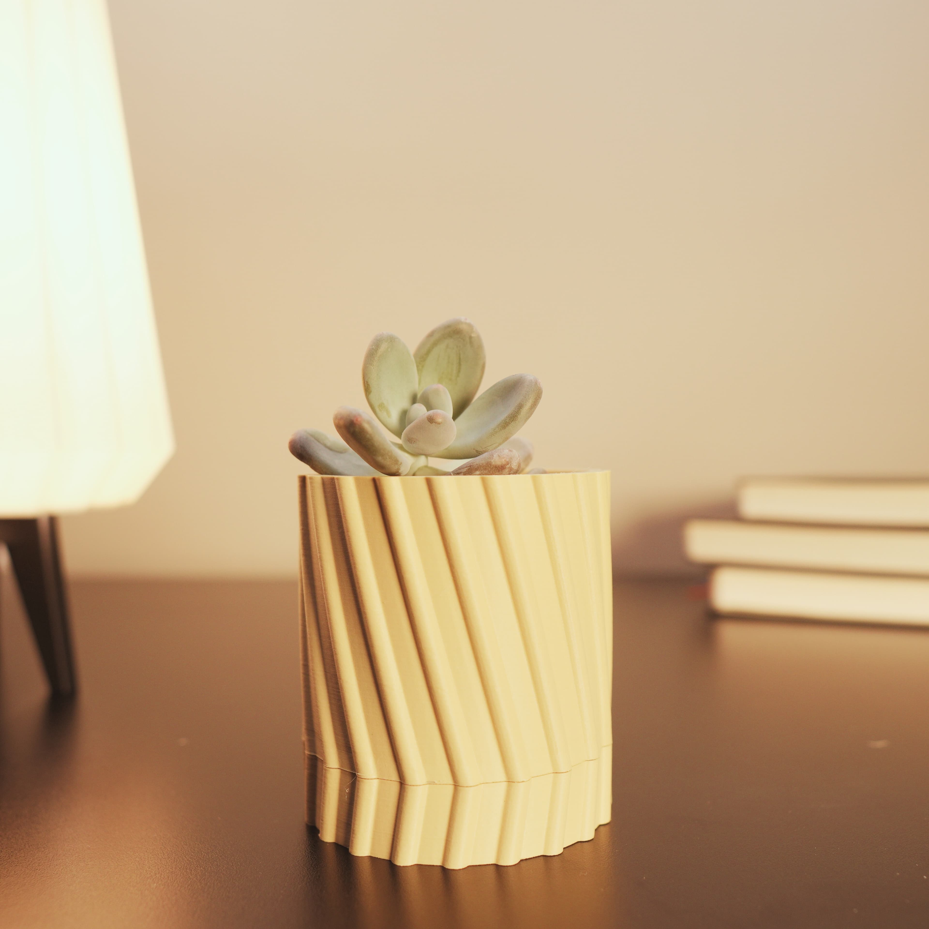 The "Rota" Table Planter 3d model
